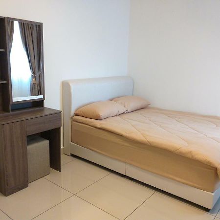 Aliff Avenue 2 Bedroom Homestay Johor Bahru Buitenkant foto