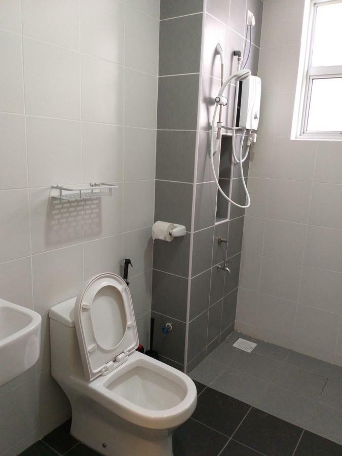 Aliff Avenue 2 Bedroom Homestay Johor Bahru Buitenkant foto